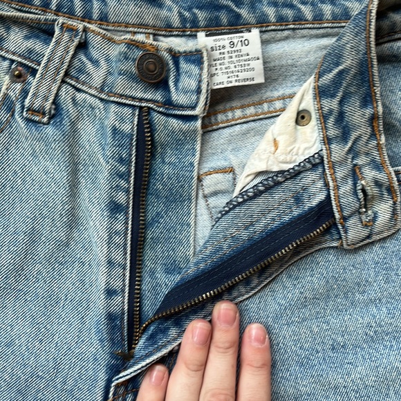Vintage Denim Shorts! - Picture 4 of 8
